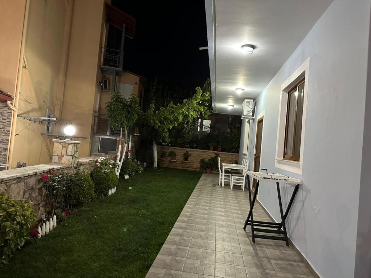 Mandi'S Apartment Εξαμίλιο Εξωτερικό φωτογραφία